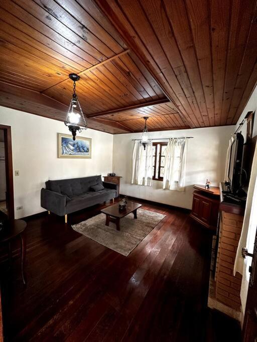 Casa Completa - Campos Do Jordao Villa Exterior foto